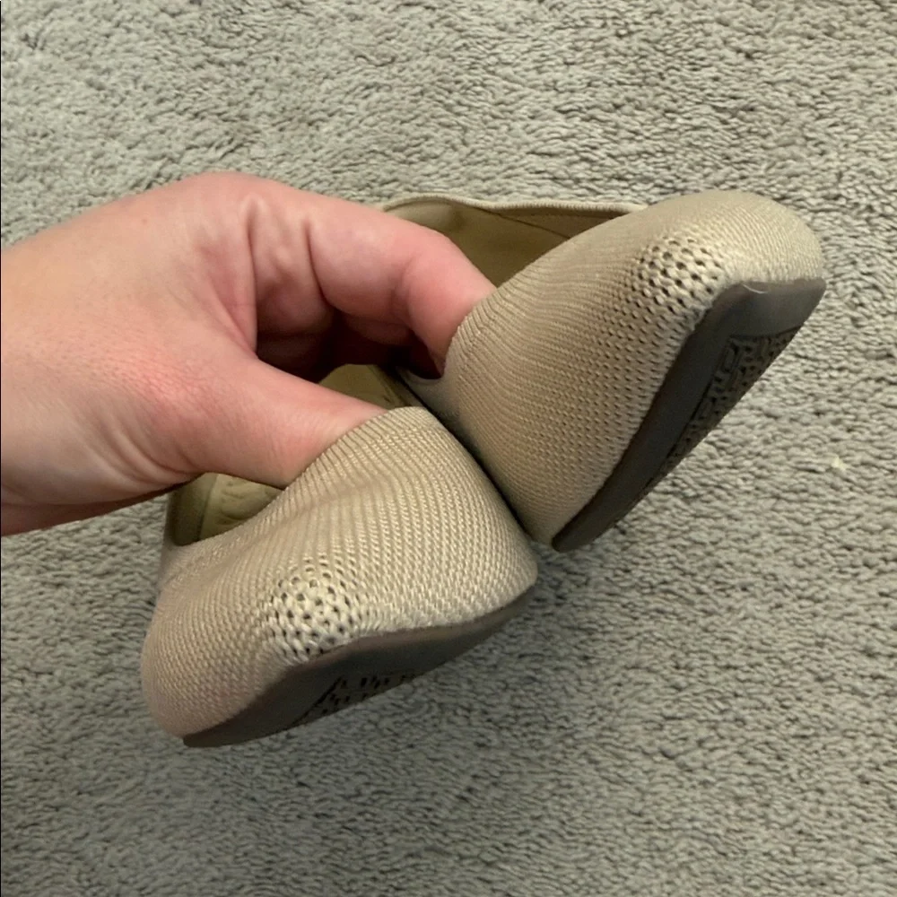 VIVAIA Aria Pointed Toe Beige Wedge 36.5 US 6 - Picture 4 of 8